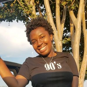 Meet your Posher, Jamila